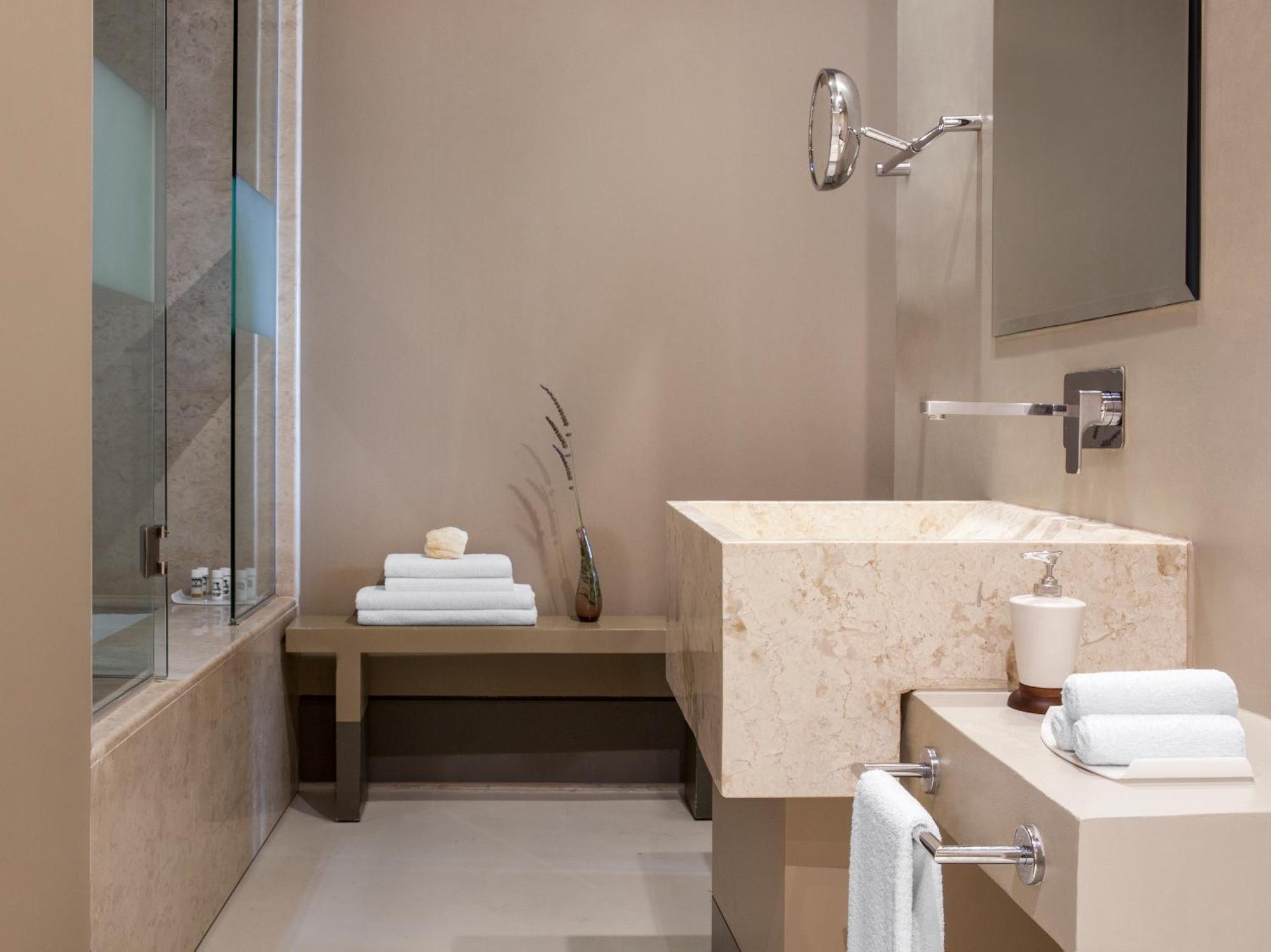 Grecotel Astir Palace Александроуполис Экстерьер фото Bathroom