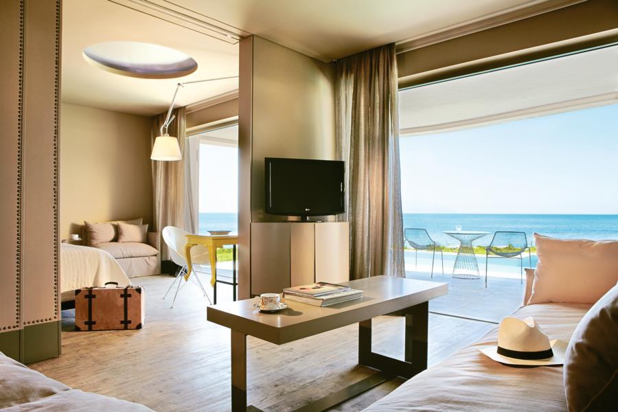 Grecotel Astir Palace Александроуполис Экстерьер фото A room at the hotel
