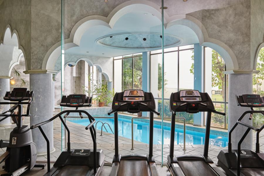Grecotel Astir Palace Александроуполис Экстерьер фото The gym at the hotel